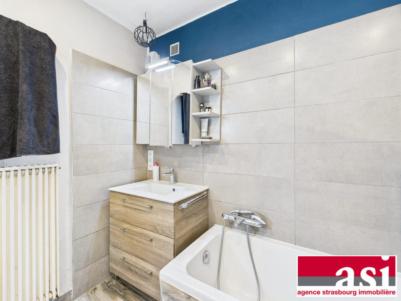 Appartement - 98 m² - 4 pièces