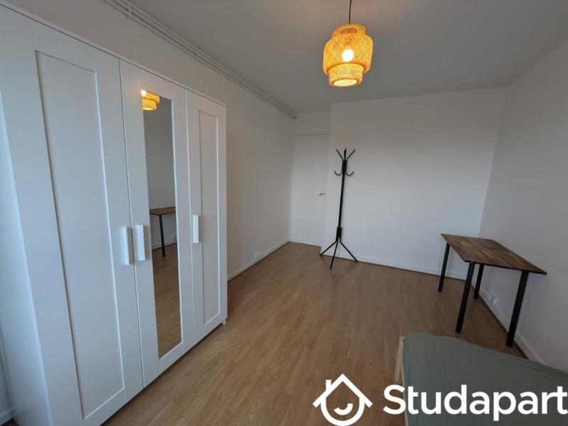 Chambre - 15 m² - 1 pièce