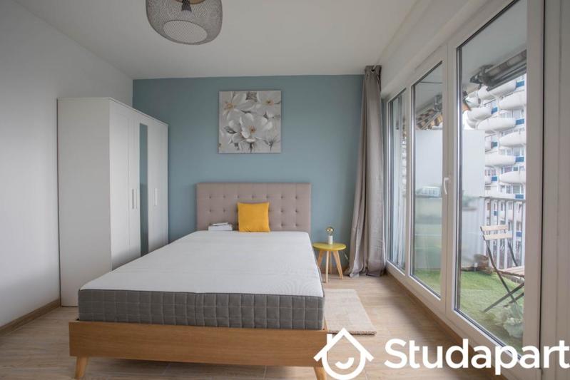 Chambre - 13 m² - 1 pièce