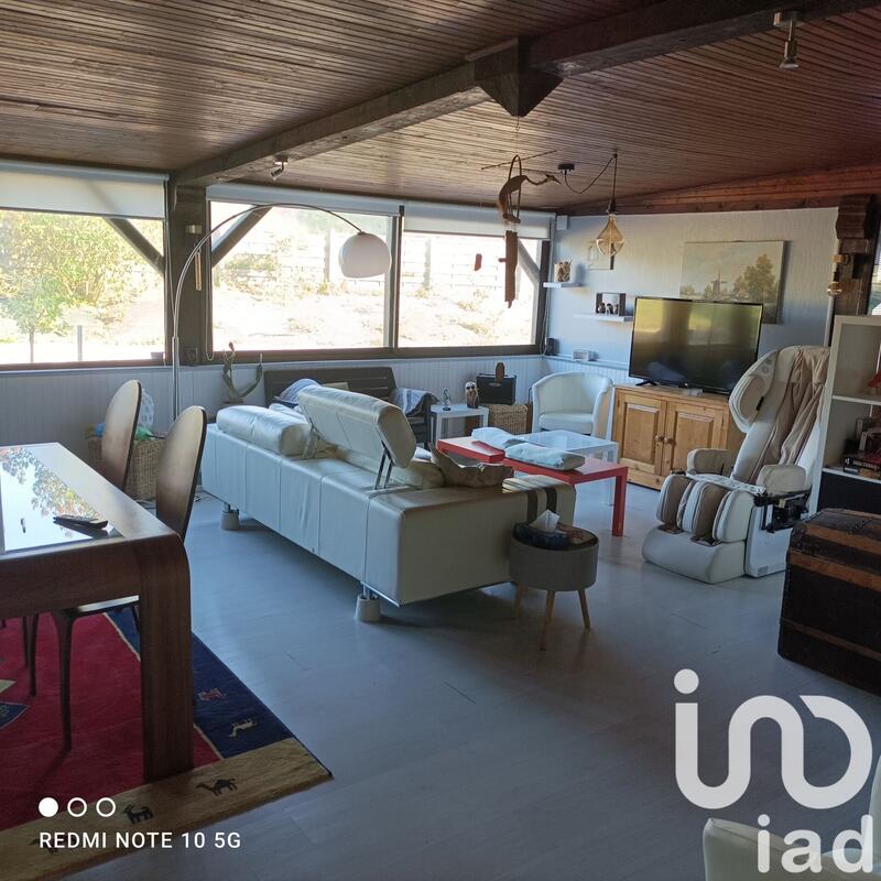 Maison - 218 m² - 7 pièces