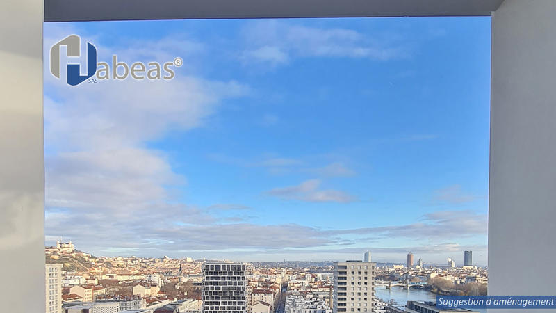 Appartement - 93 m² - 4 pièces