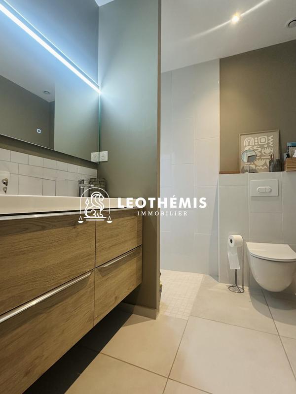 Maison contemporaine - 106 m² - 4 pièces