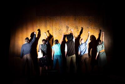 Saison Culturelle &gt; Théâtre &quot;4211 km&quot;