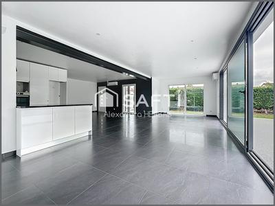Maison - 135 m² - 5 pièces