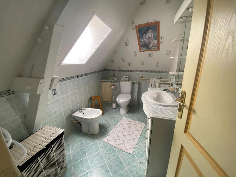 Maison - 93 m² - 4 pièces