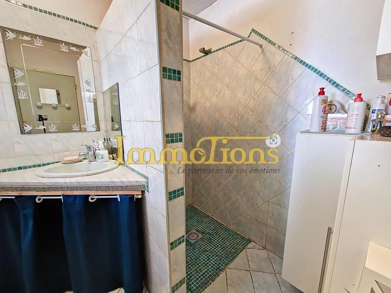 Maison - 243 m² - 5 pièces