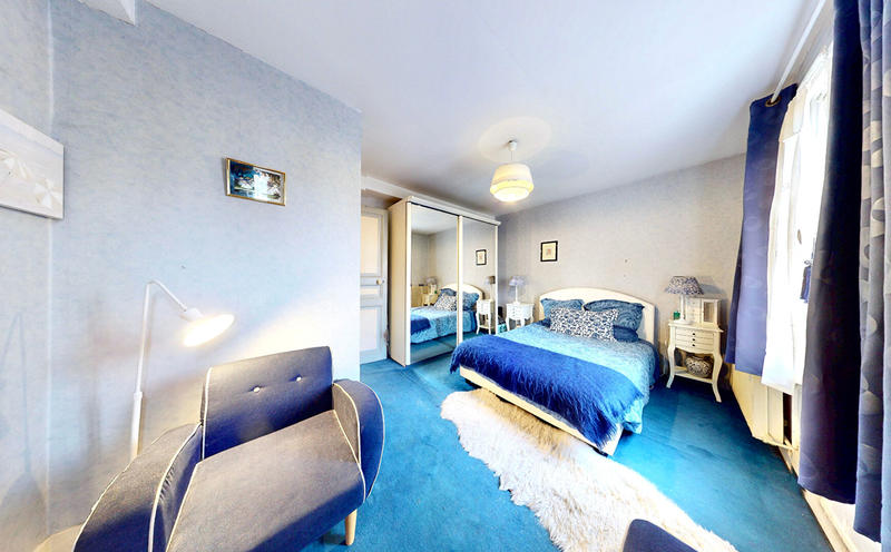 Maison - 193 m² - 7 pièces