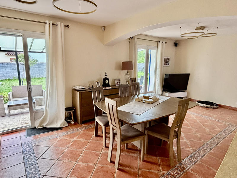 Villa - 118 m² - 5 pièces