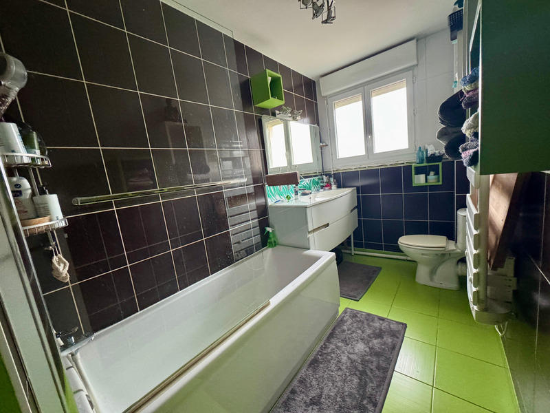 Maison - 91 m² - 5 pièces