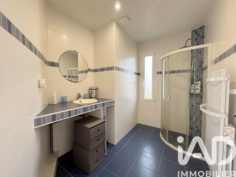 Maison - 200 m² - 5 pièces