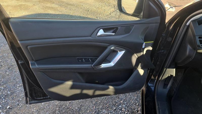 Peugeot 308 II 1.2 PureTech 130 Eat6 Feline