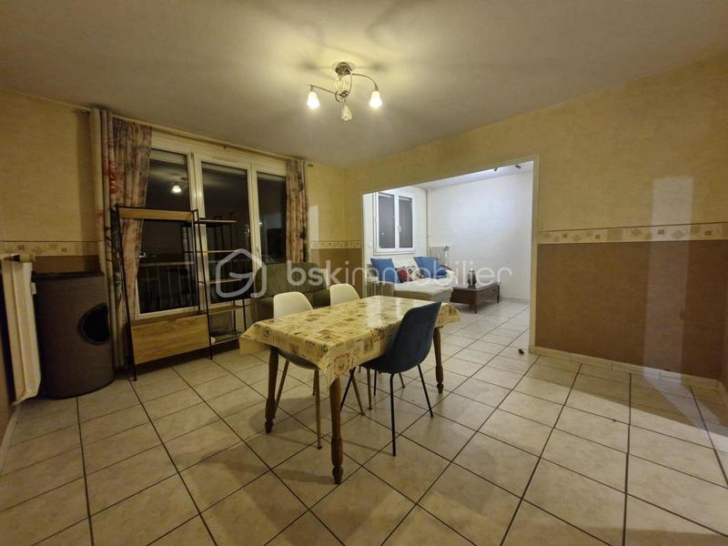 Appartement - 67 m² - 4 pièces