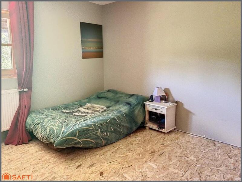 Maison - 250 m² - 7 pièces