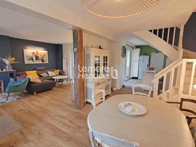 Maison de ville - 135 m² - 7 pièces