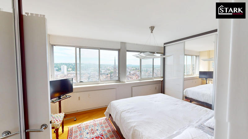 Appartement - 106 m² - 4 pièces