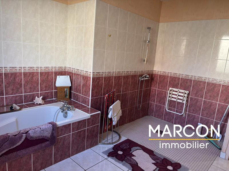 Maison - 103 m² - 3 pièces