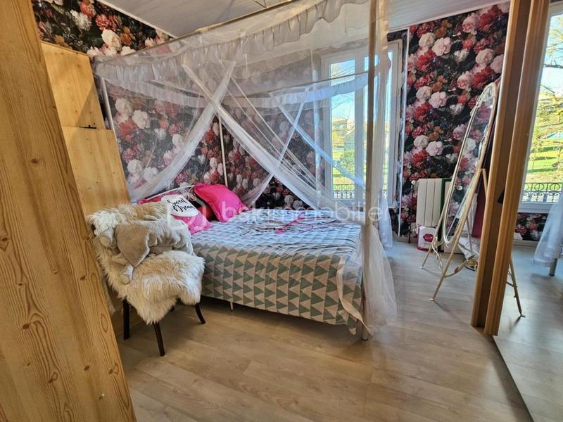 Maison - 130 m² - 6 pièces