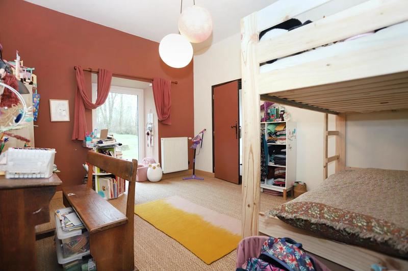 Maison - 280 m² - 8 pièces