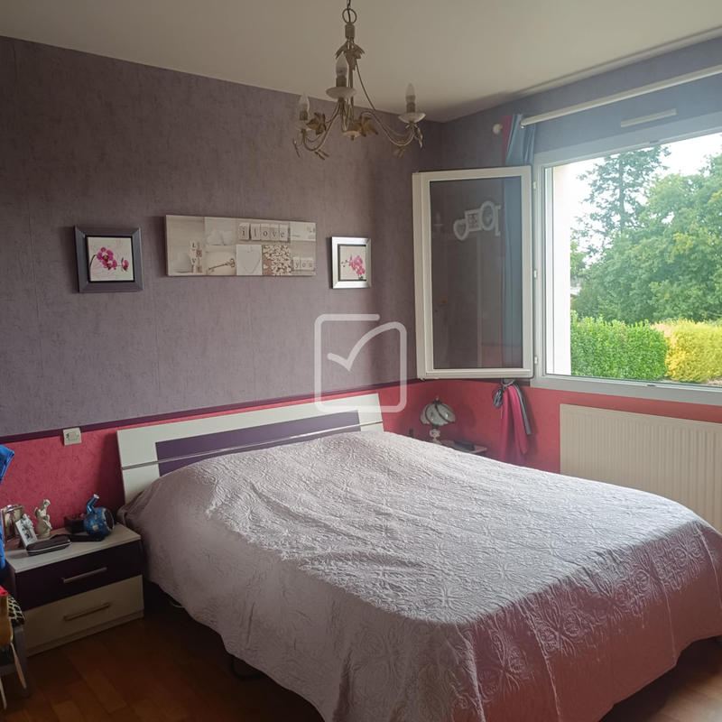 Maison - 180 m² - 7 pièces