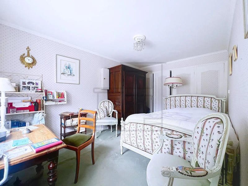 Appartement - 103 m² - 6 pièces