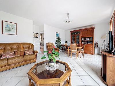 Maison - 120 m² - 3 pièces