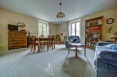 Appartement - 103 m² - 5 pièces