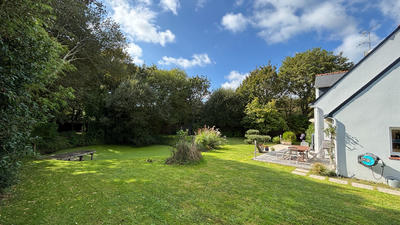 Maison - 202 m² - 7 pièces