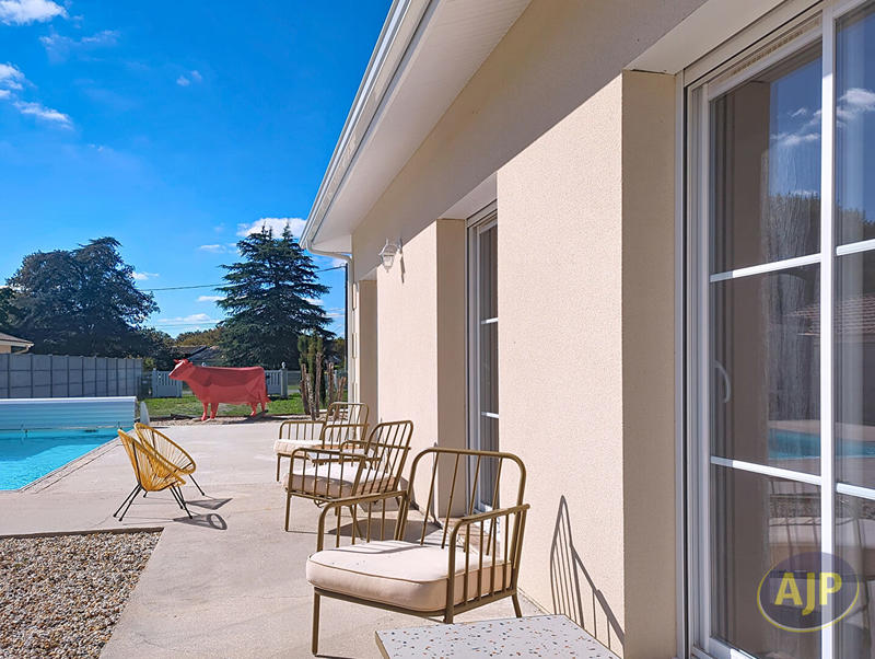 Maison - 141 m² - 5 pièces