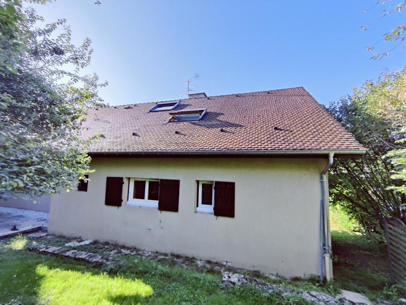 Maison - 170 m² - 6 pièces