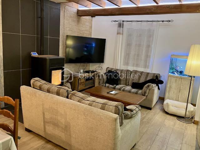 Maison traditionnelle - 146 m² - 5 pièces