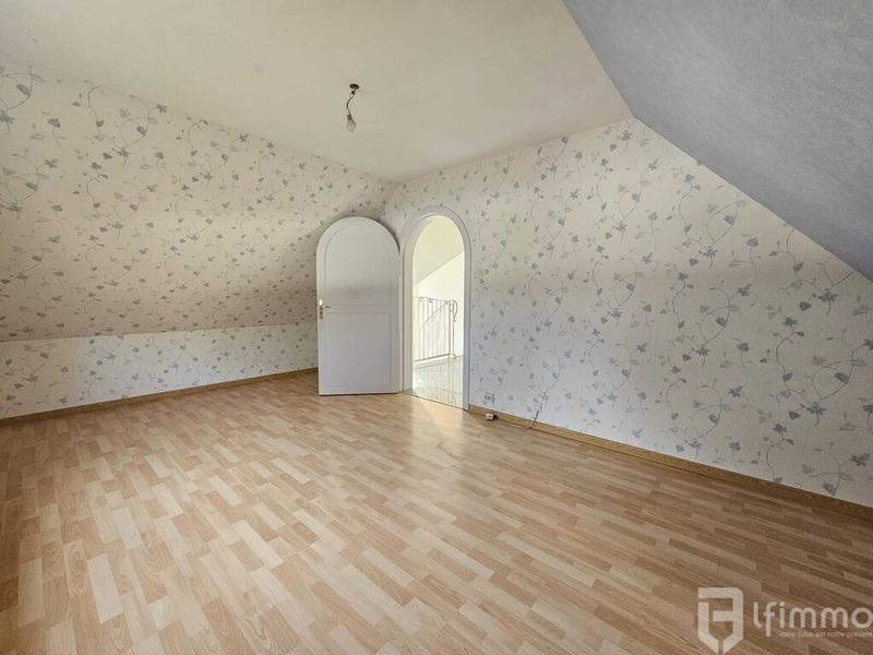 Maison - 140 m² - 7 pièces