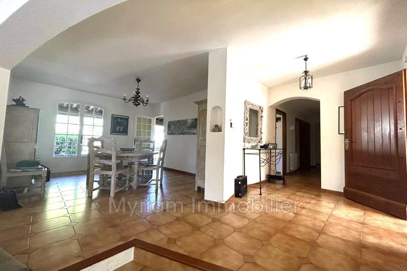 Villa - 168 m² - 5 pièces