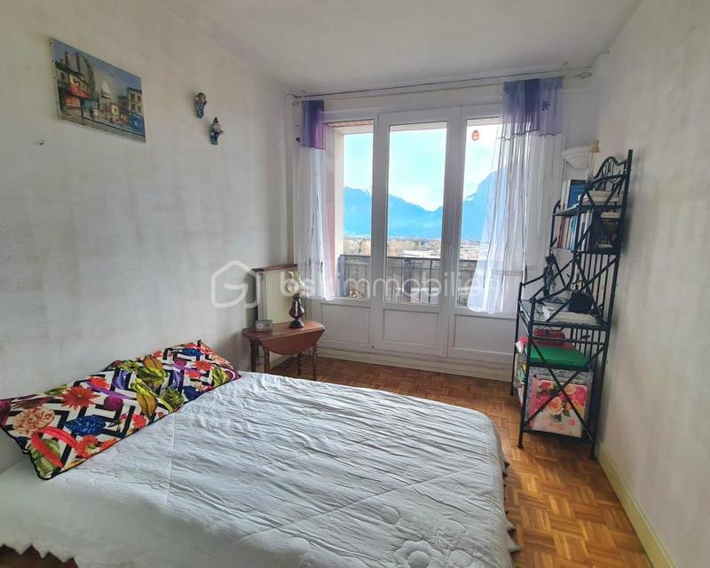 Appartement - 76 m² - 3 pièces