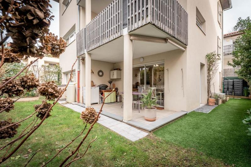 Appartement - 77 m² - 3 pièces