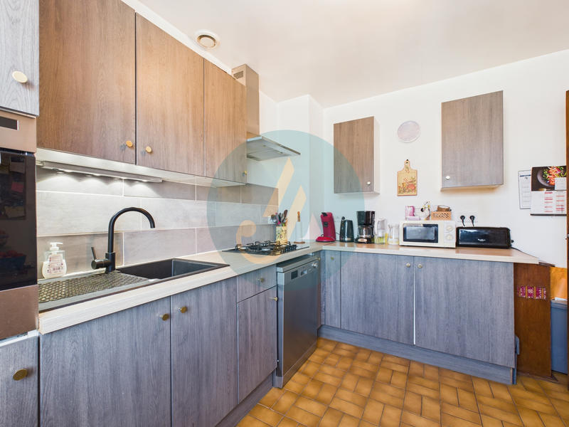 Maison - 76 m² - 3 pièces