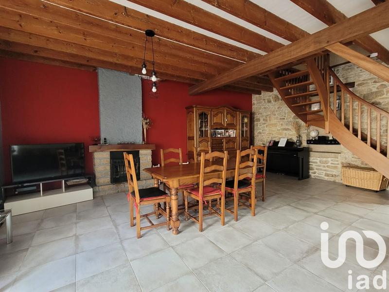Maison - 104 m² - 5 pièces