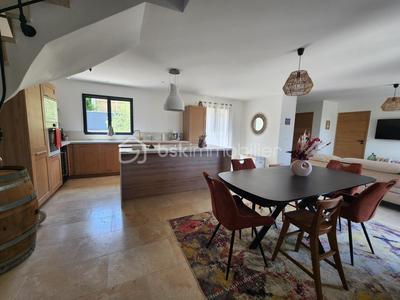 Maison - 123 m² - 6 pièces