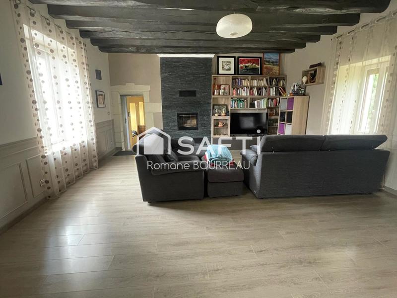 Maison - 225 m² - 15 pièces