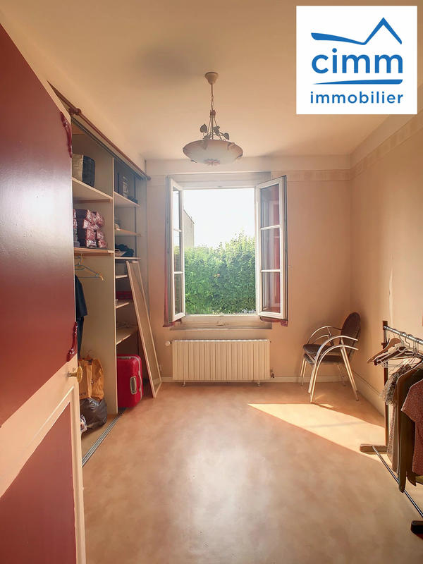 Fonds de commerce - Magasins - 93 m²