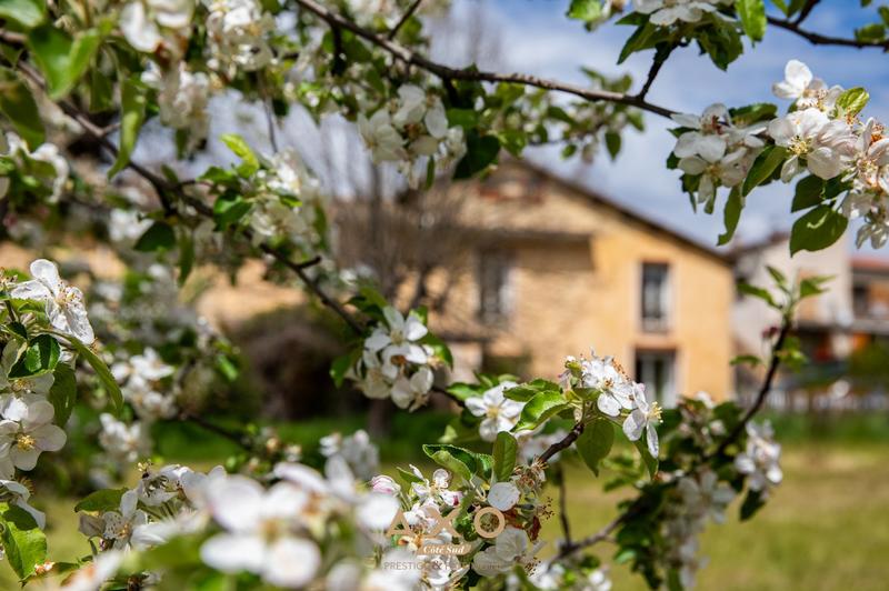 Propriété - 160 m² - 6 pièces