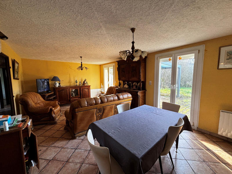 Maison - 90 m² - 4 pièces