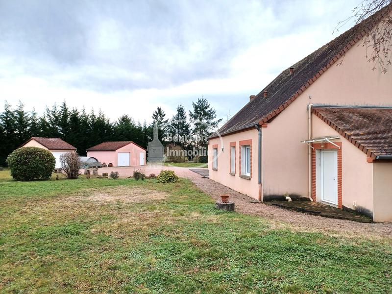 Maison - 174 m² - 7 pièces