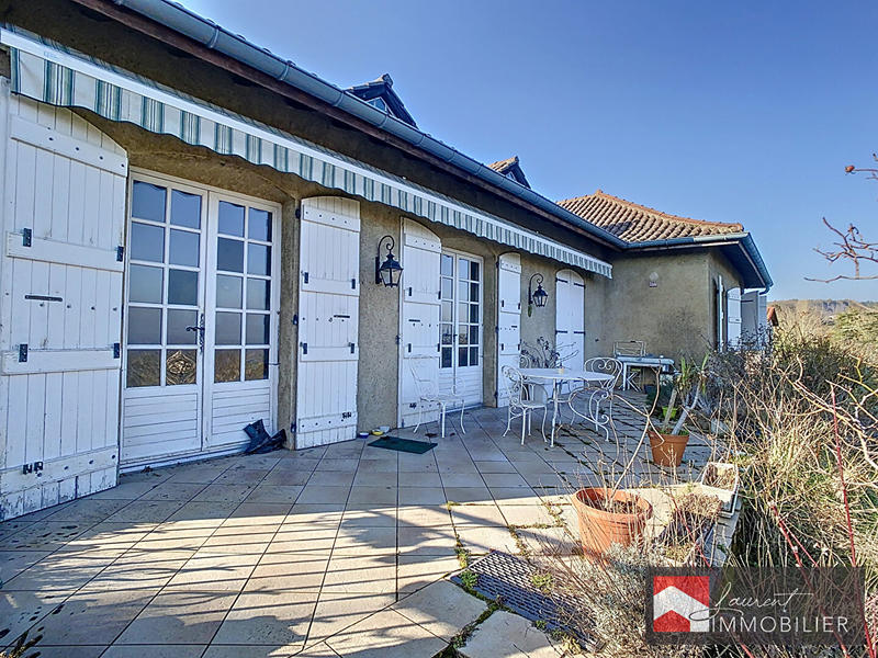 Maison - 200 m² - 6 pièces