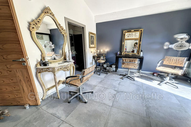 Villa - 172 m² - 4 pièces