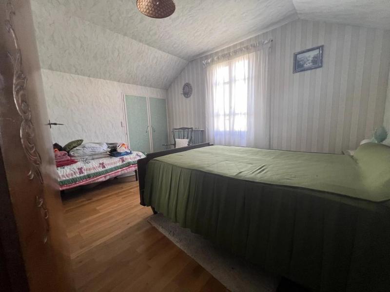 Maison - 96 m² - 5 pièces