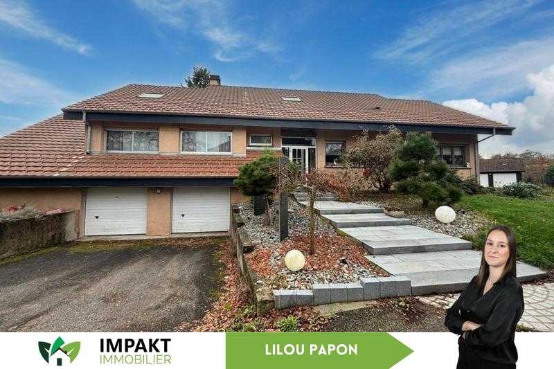 Maison - 300 m² - 11 pièces