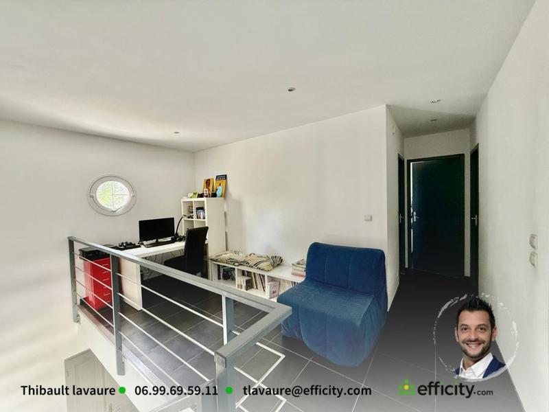 Maison - 157 m² - 7 pièces