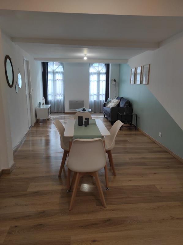 Immeuble - 330 m² - 12 pièces