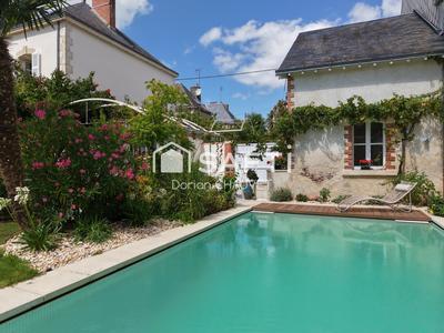 Maison de maîtres - 285 m² - 10 pièces