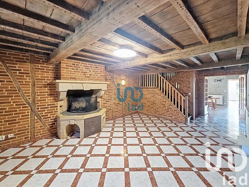 Maison - 203 m² - 7 pièces